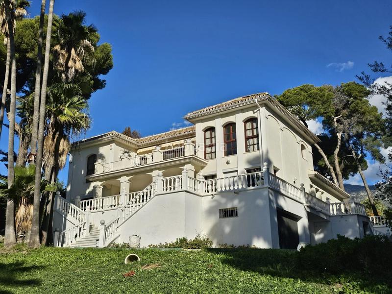 Foto 6a0910bb-e804-44f9-b8b2-504bfc53292d. Chalet avec chauffage parking piscine dans La Carolina - Guadalpín Marbella