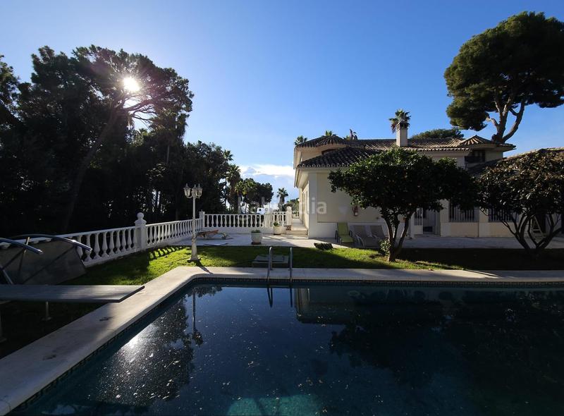 Foto db6ea43b-1ca7-4a5e-b541-e9ee49b1f624. Chalet avec chauffage parking piscine dans La Carolina - Guadalpín Marbella