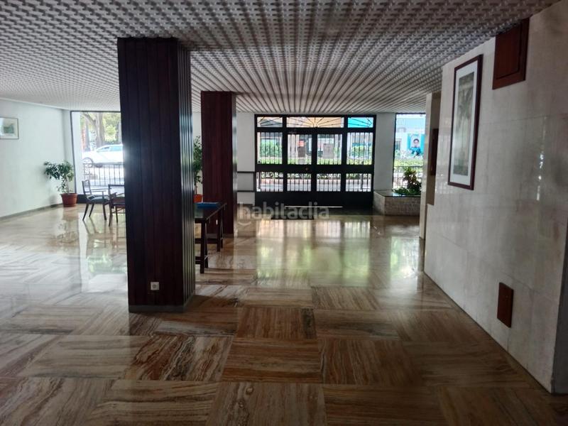 Foto b2cd2070-0c1c-48d5-9ac2-0b4a4d6c148a. Piso oportunidad centro con licencia turística en Marbella