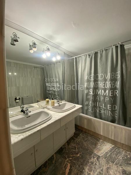 Foto 9139d533-8ccd-4075-9404-9f3f51d0034a. Alquiler ático exclusivo ático dúplex con terraza de 90 m en el corazón en Marbella