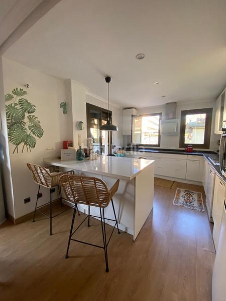 Foto ce99fcfc-67bb-47f5-837e-4df32be813c3. Alquiler ático exclusivo ático dúplex con terraza de 90 m en el corazón en Marbella