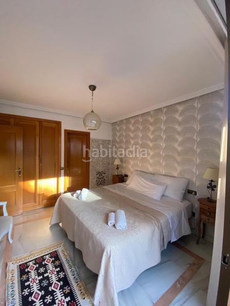 Foto d9aa9c40-fd60-4ea6-9937-fb381c2e4550. Alquiler ático exclusivo ático dúplex con terraza de 90 m en el corazón en Marbella