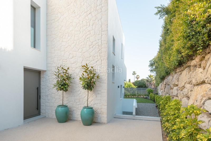 Foto 72110bf6-da15-498d-9751-219df9a8b15e. Casa amb aparcament piscina a Guadalobón Estepona