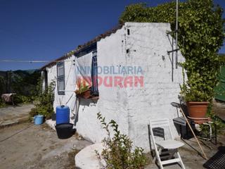 Terreny residencial a Valdehúncar. Finca rústica con construcciones en valdehúncar cáceres