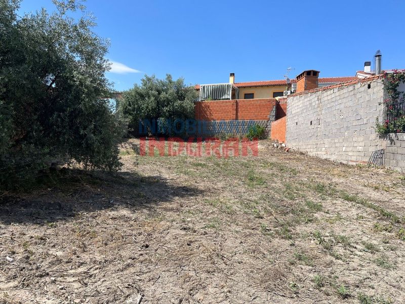 Foto 703d1136-bd04-43db-8ea3-fa93725f6167. Terreny residencial a Peraleda de la Mata