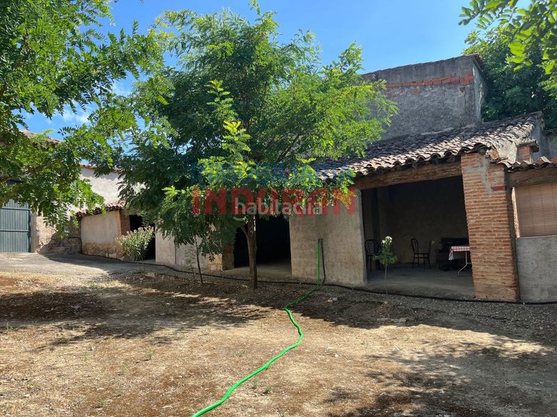 Foto 01214600-dcd4-48c2-aee5-a87583918e12. Terreny residencial a Peraleda de la Mata