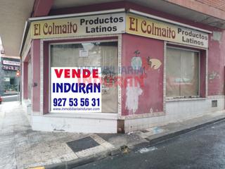 Local commercial  N/a. Local en calle genaro cajal
