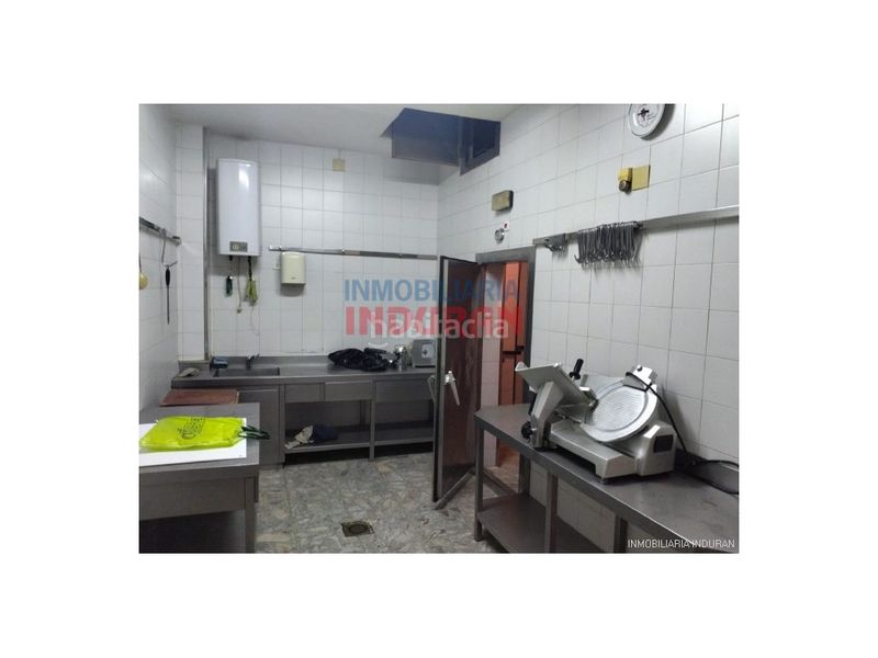 Foto 312fc4a0-0422-486e-a234-c07a0d056864. Local comercial a Navalmoral de la Mata