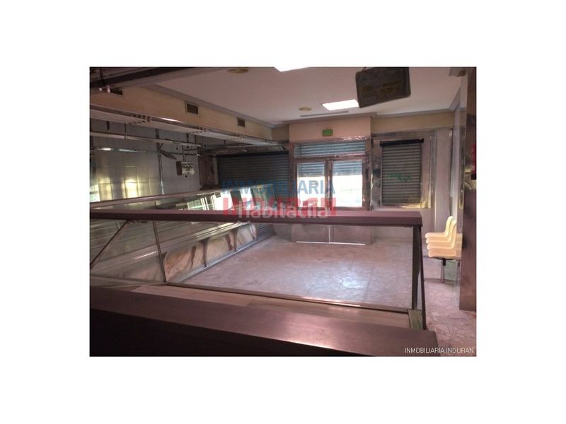 Foto a917fe30-04ad-4ee2-bc6f-c3df36e05923. Local comercial a Navalmoral de la Mata
