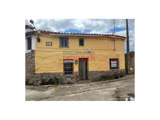 Casa a Valdehúncar. Casa en calle eras del parral