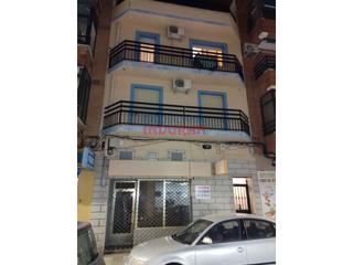 Édifice  N/a. Edificio en las calles de pablo luengo y palmera
