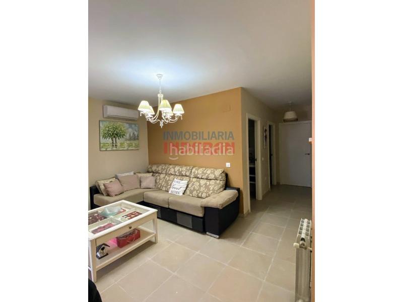 Foto c9573d75-cd59-45ce-b082-58f90eb221a9. Xalet a Navalmoral de la Mata