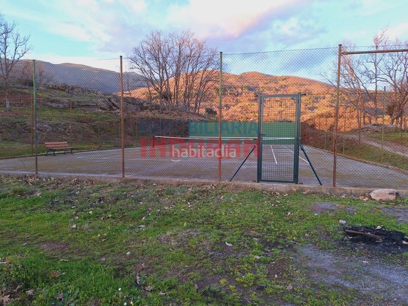 Foto f1f058a0-48d8-4363-a929-33f487604ad0. Masia a Arenas de San Pedro