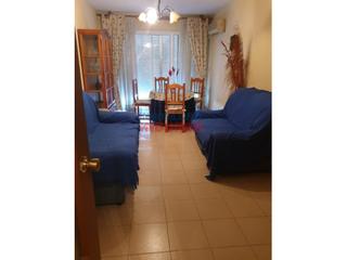 Appartement  N/a. Piso en calle garganta cuartos
