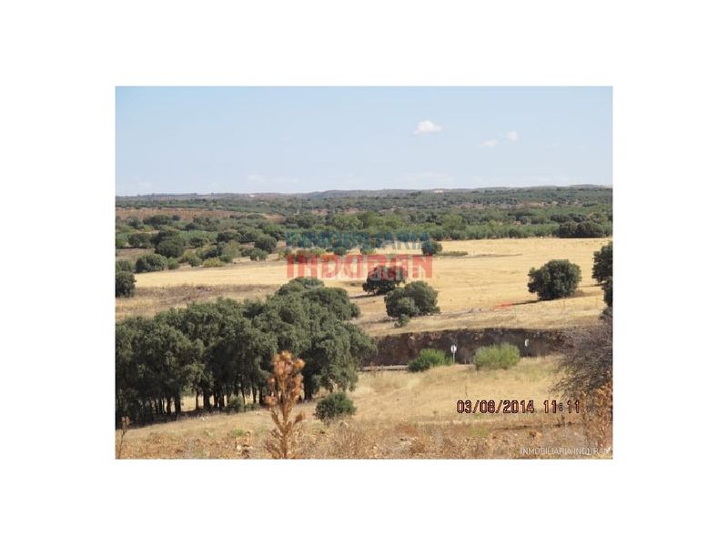 Foto b2266853-1e20-4e8b-b8bf-44f6645222d3. Masia a Almedina