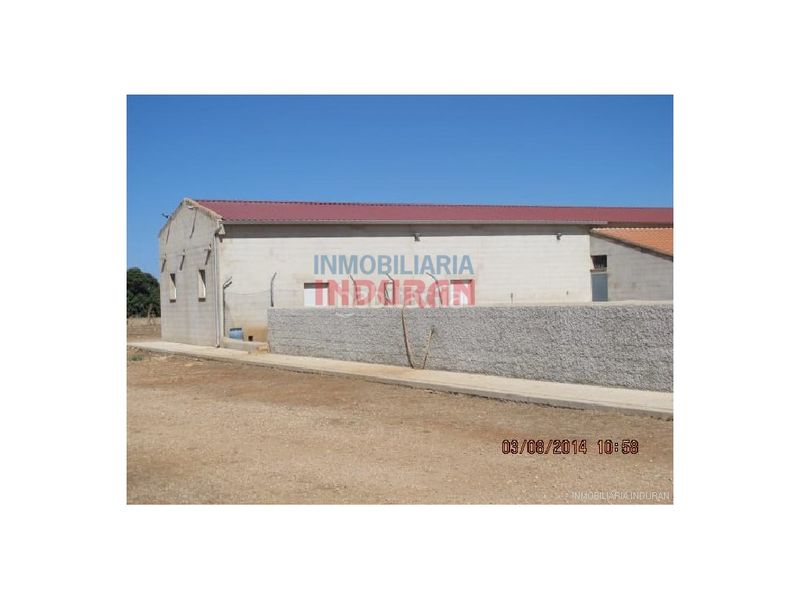 Foto bdd8f7a9-bc83-4e04-a873-515780b7dedf. Masia a Almedina