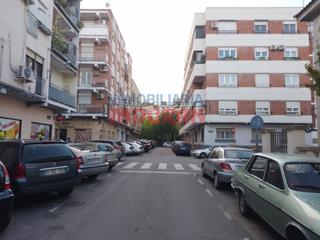 Local Comercial  Calle alfonso martínez garrido. Local comercial en calle alfonso martínez garrido