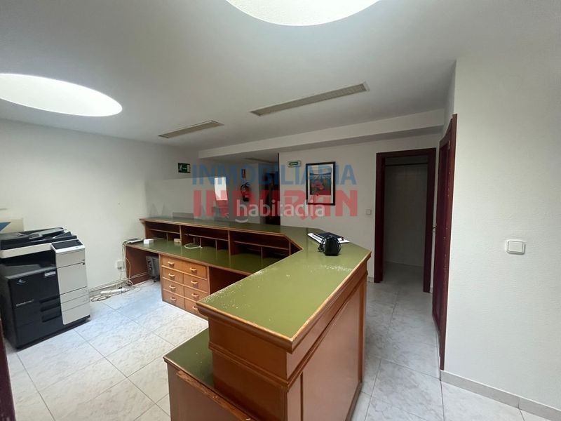 Foto b594c9bd-2d2f-468d-9682-2f53a858ef40. Local comercial a Navalmoral de la Mata