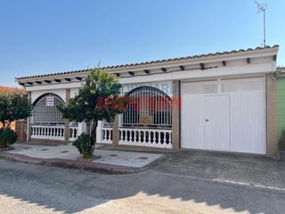 Casa  N/a. Vivienda unifamiliar en tiétar, cáceres.