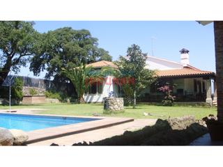 Masia a N/a. Parcela de 9000 m2 con vivienda de 350 m2 en las proximidades de