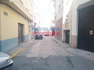 Alquiler Parking coche  N/a. Cochera en calle pto piqueras