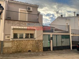 Casa adossada  N/a. Vivienda pareada con jardín en belvís de monroy, cáceres.