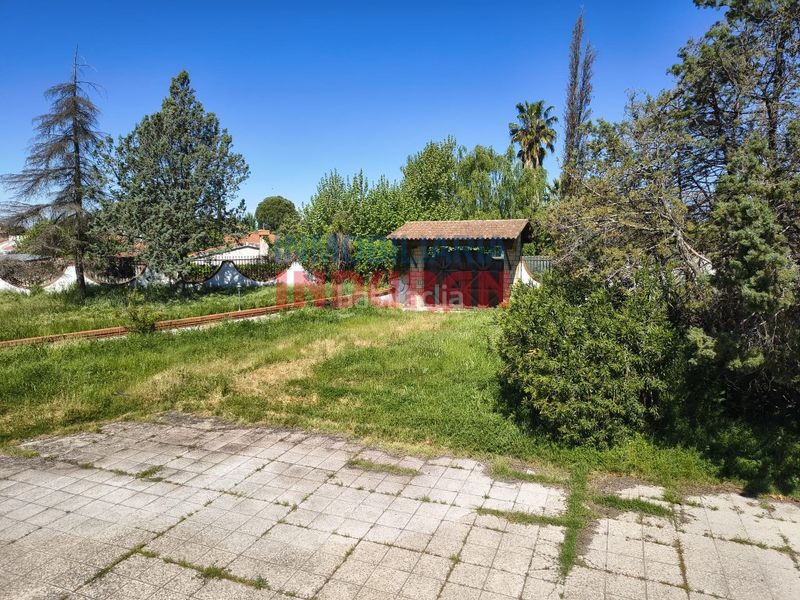 Foto f0cd716b-d1b2-4206-af95-b602ea3d6572. Masia a Belvís de Monroy