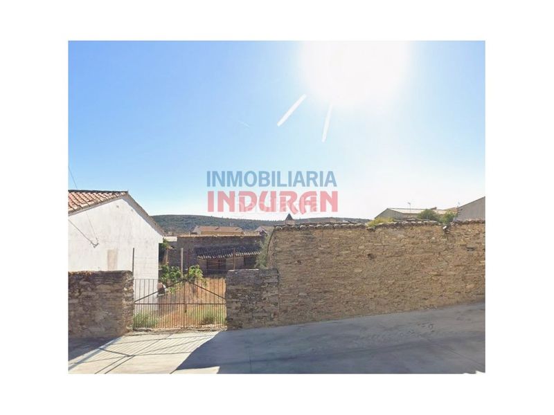 Foto e527e3a0-e705-47f1-a6d3-49a560bc6588. Terreny residencial a Serrejón