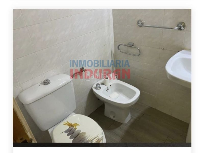 Foto bbf3bd7b-30da-4e00-a780-85acbd55716d. Pis amb aparcament a Navalmoral de la Mata