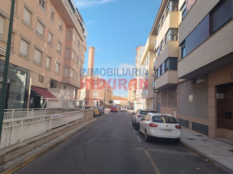 Foto 4e2a938f-fefe-4c80-8f35-199aed8562a1. Pis amb aparcament a Navalmoral de la Mata