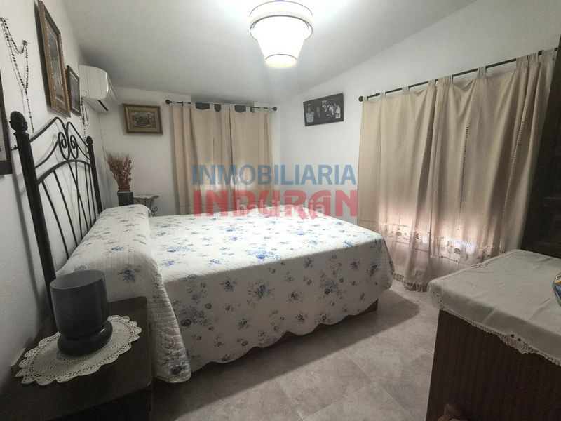 Foto 4c21d5ca-f49d-4e1f-8217-5557073a1c2f. Casa a Peraleda de la Mata