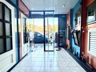 Geschäftsraum  Carrer juan de la cierva. Ampli local comercial en exclusiva ideal emprendedores