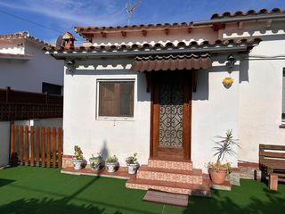 Affitto Casa  Calle numero 5. Casa en alquiler  ala izquierda de uso exclusivo  entrada indepe