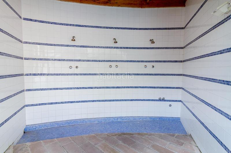 Foto 369d8192-dc57-441d-8e80-4a200331876e. Piso amplio piso con jardín, barbacoa y piscina comunitaria en Gavà