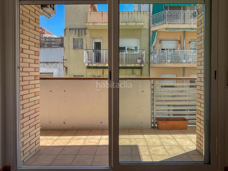 Foto cc997832-8528-4f07-9894-635d592e4529. Piso amplio piso con jardín, barbacoa y piscina comunitaria en Gavà