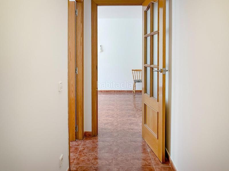 Foto f850f5ac-cf9f-4de8-a3aa-5d395128746a. Piso amplio piso con jardín, barbacoa y piscina comunitaria en Gavà
