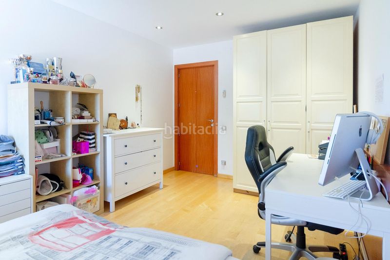 Foto 504cb240-c33d-462c-8735-b09cca953097. Casa con riscaldamento parcheggio piscina in Gava Mar Gavà