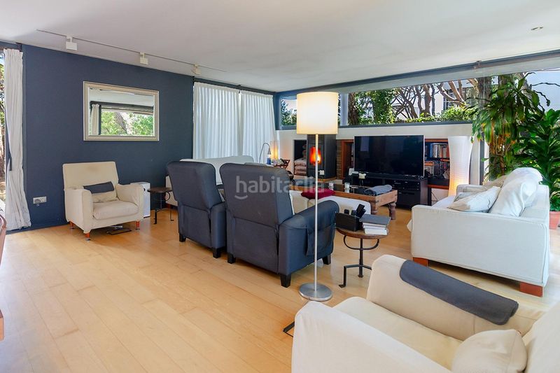 Foto 97c8b91d-1133-4855-86fc-e32857ee1bb1. Casa con riscaldamento parcheggio piscina in Gava Mar Gavà