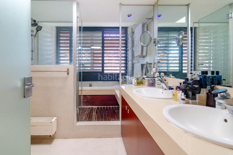 Foto d962a974-65ed-4b5b-a4b8-3d3512c668cb. Casa con riscaldamento parcheggio piscina in Gava Mar Gavà