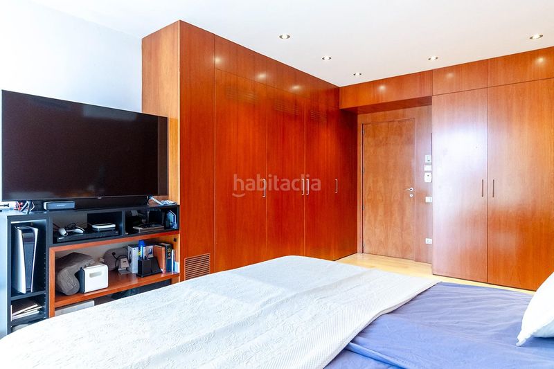 Foto d9d08405-edb2-4646-981d-63699810880b. Casa con riscaldamento parcheggio piscina in Gava Mar Gavà