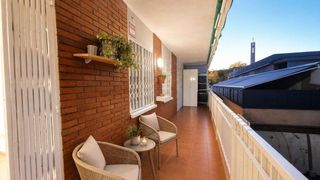 Lloguer Pis  Rafael casanova. Piso con 3 habitaciones en alquiler temporal