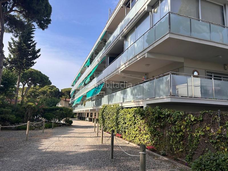 Foto e67bcae0-726d-4455-bc5f-238a4d5ec1f9. Affitto appartamento con parcheggio in La Pineda Castelldefels