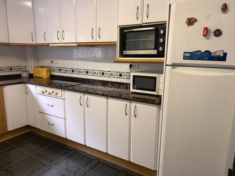 Foto 11e99835-67fe-4c22-821f-1c233bbacfdc. Location appartement avec parking dans La Pineda Castelldefels