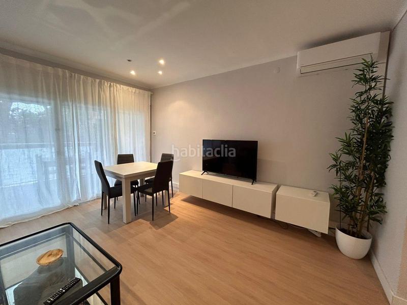 Foto 14c506d3-8889-47d4-b680-d5d384416f09. Location appartement avec parking dans La Pineda Castelldefels