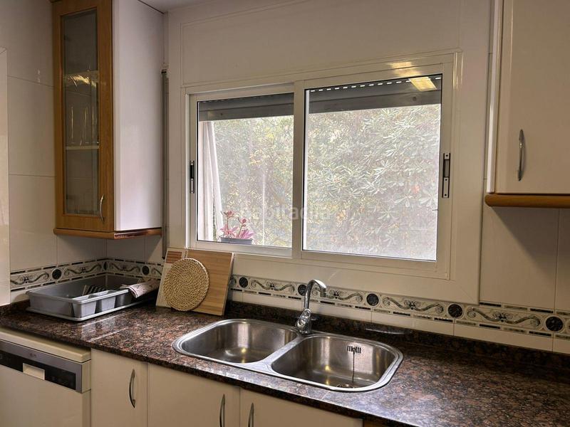 Foto 980f4446-7f5e-464e-9d87-ebecee1a833a. Location appartement avec parking dans La Pineda Castelldefels