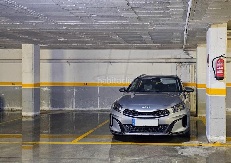 Foto 4247ee9d-b1fb-4b78-8c92-bbed43ad9100. Penthouse with heating parking pool in Bonavista Vendrell (El)