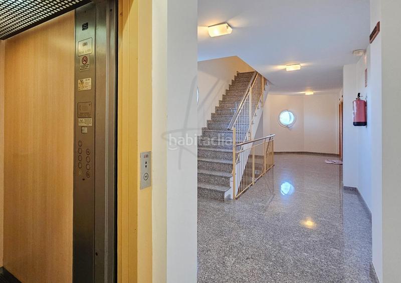 Foto 53c1159c-2229-4e5e-bd3a-f2db5aeec1a7. Penthouse with heating parking pool in Bonavista Vendrell (El)