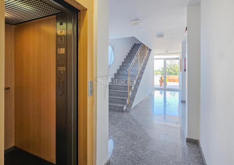 Foto fd21abf2-e0ae-4032-86d7-e9c843b677be. Penthouse with heating parking pool in Bonavista Vendrell (El)