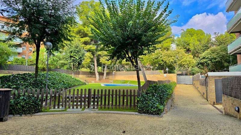 Foto 1b6a28ad-cf72-46df-a854-097cd594da0f. Appartamento con riscaldamento parcheggio piscina in Castelldefels