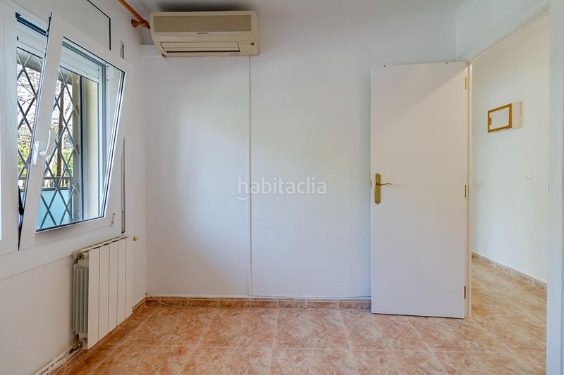 Foto 093a55cd-d6d4-47e1-977b-1eb7d4da9375. Pis amb aparcament a Baixador Castelldefels